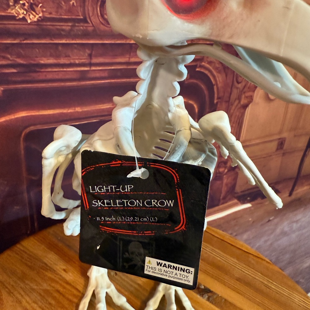 Skeleton Vulture Crow Halloween Bird Decor with Red Eyes Decor Party Craft NWT - Picture 6 of 17